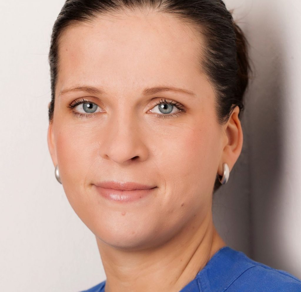 Dr. Julia Meyer-Lückel, Kinderzahnärztin und Hypnosetherapeutin für Kinder in Thun